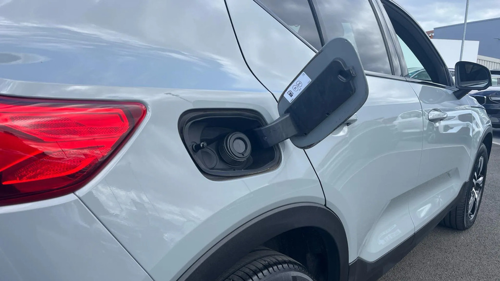 Volvo XC40 Xc40 2.0 B4p Ultimate Dark Black #14