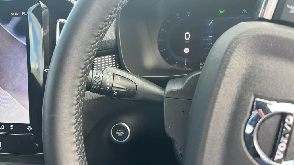 Volvo XC40 Xc40 2.0 B4p Ultimate Dark Black #20