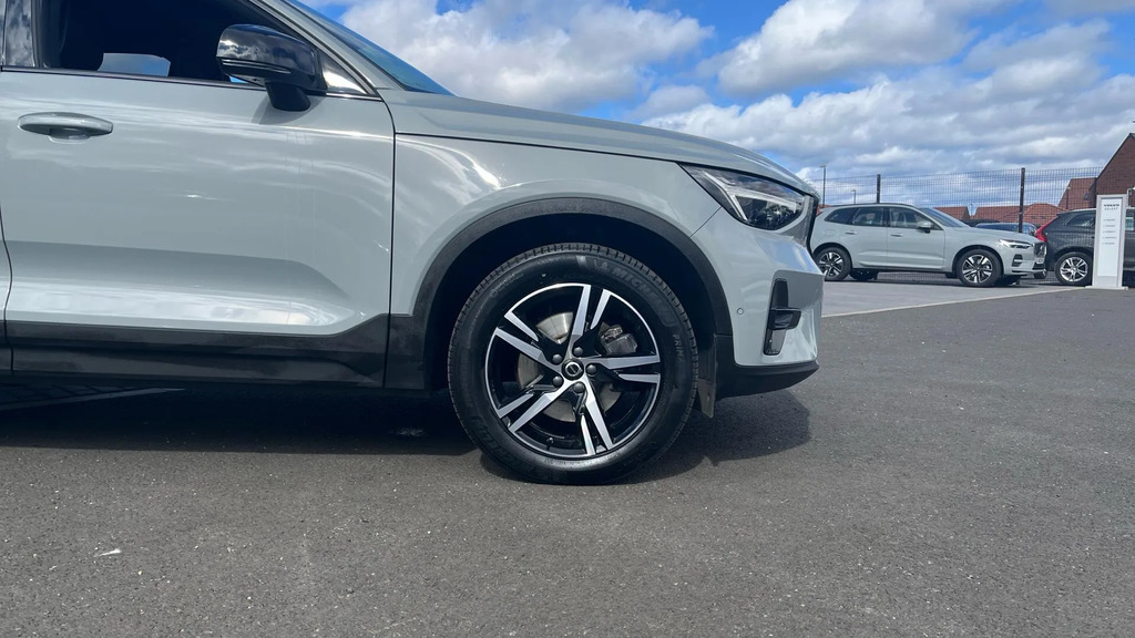 Volvo XC40 Xc40 2.0 B4p Ultimate Dark Black #9