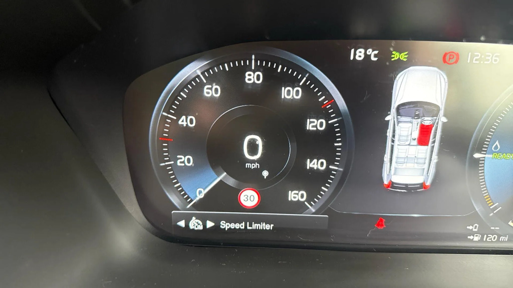 Volvo XC60 Xc60 R-design Pro B5 Mhev Grey #37