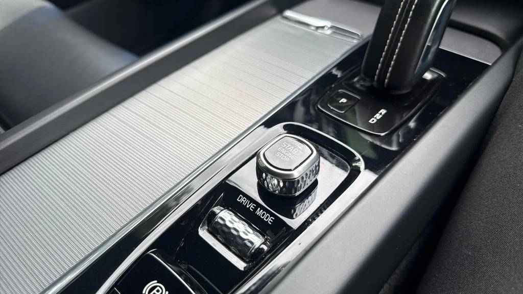 Volvo XC60 Xc60 R-design Pro B5 Mhev Grey #24