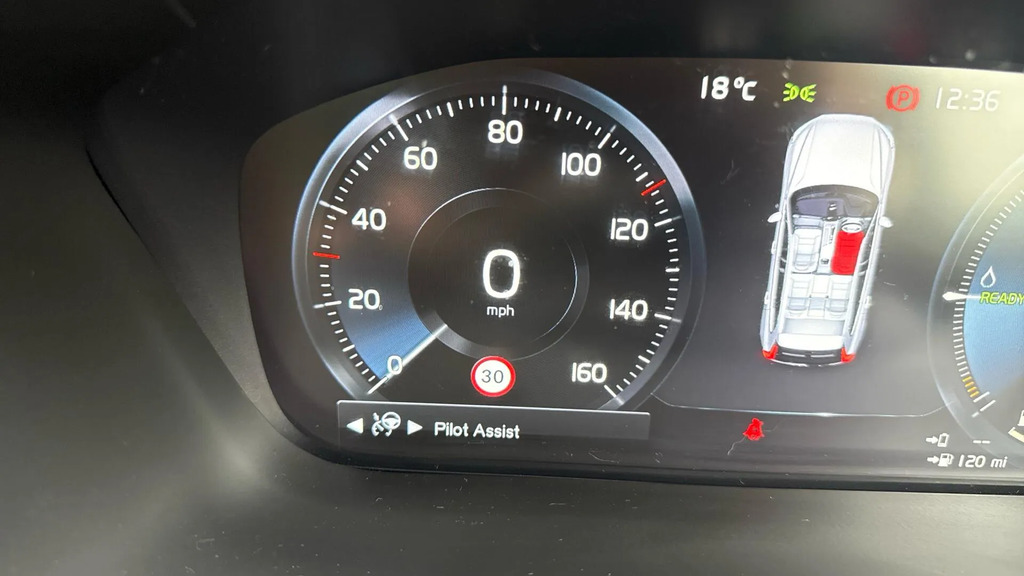 Volvo XC60 Xc60 R-design Pro B5 Mhev Grey #39