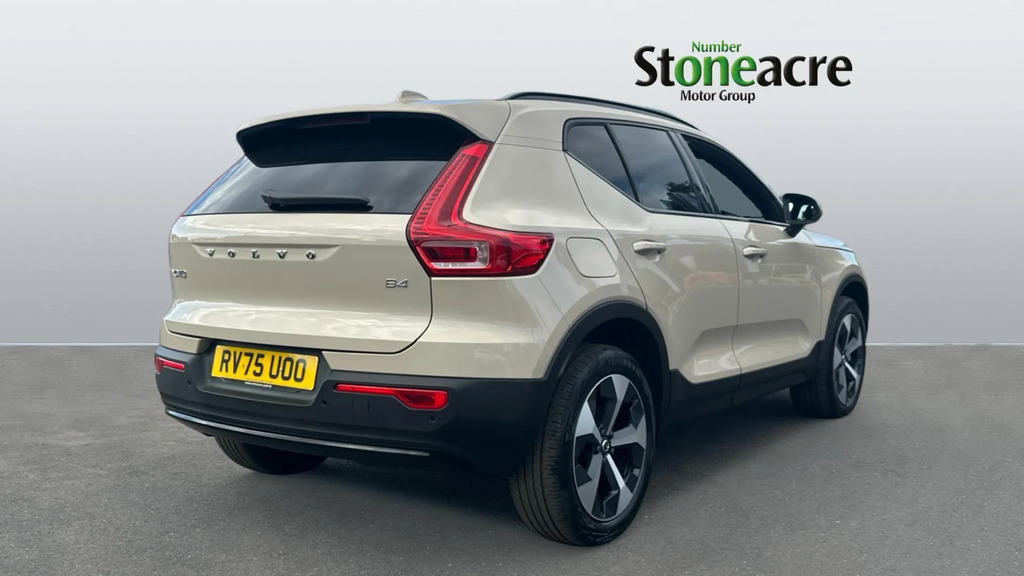 Volvo XC40 2.0 B4p Plus Dark  #2