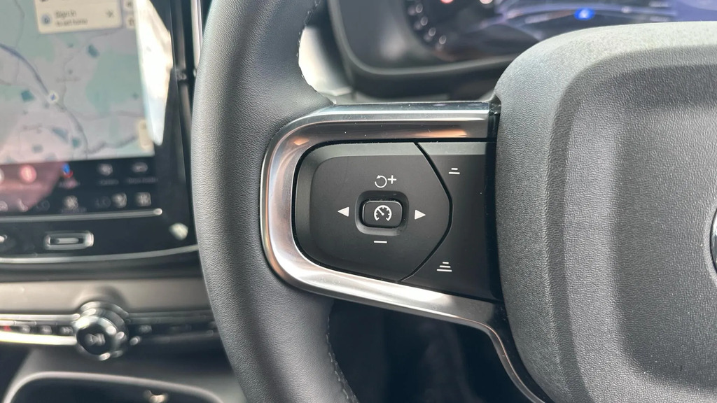 Volvo XC40 Volvo Xc40 Plus Black Edition Black #20