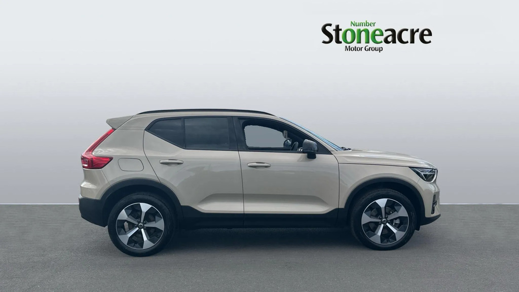 Volvo XC40 2.0 B4p Plus Dark  #3