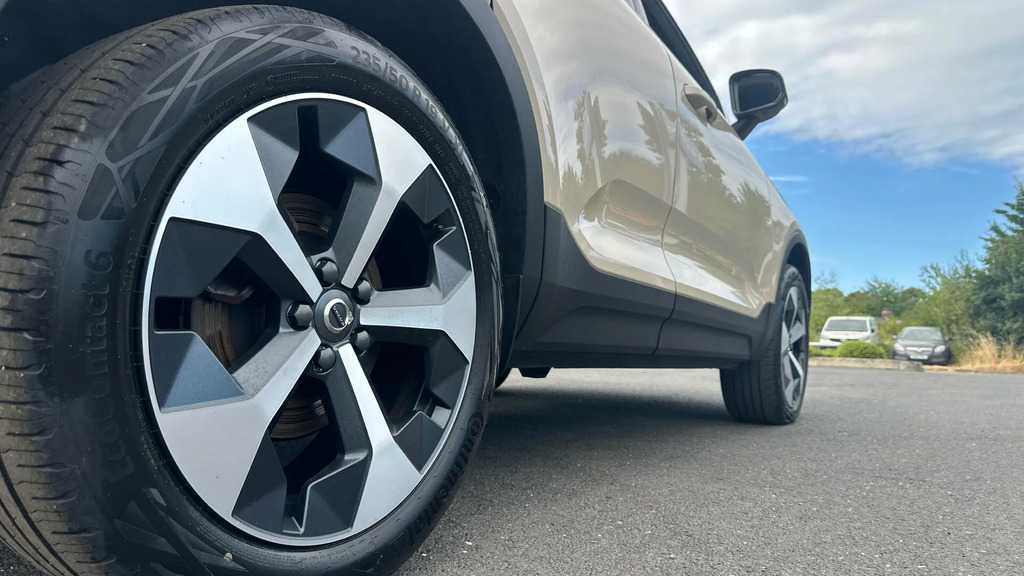 Volvo XC40 Volvo Xc40 Plus Black Edition Black #34