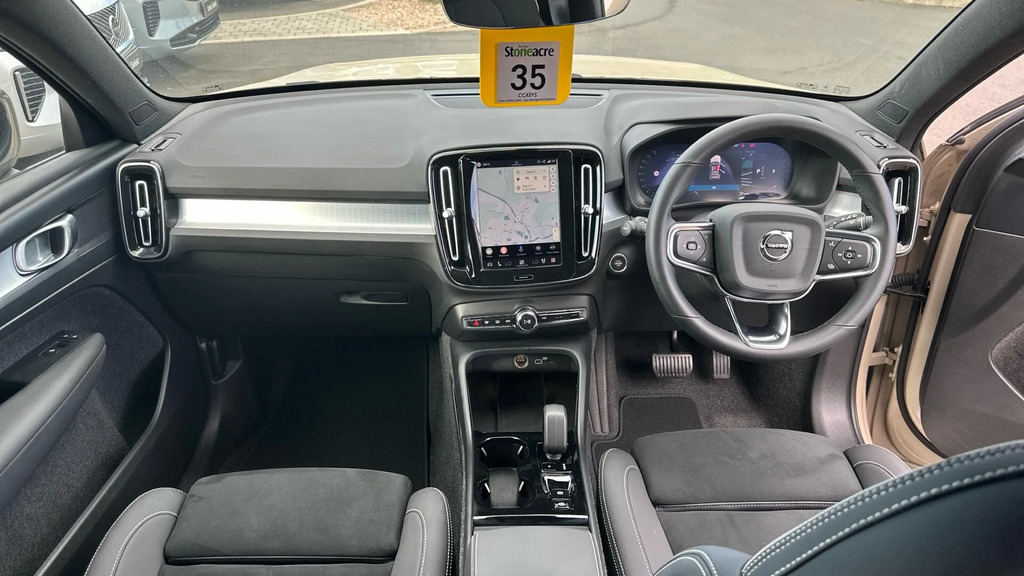 Volvo XC40 2.0 B4p Plus Dark  #5