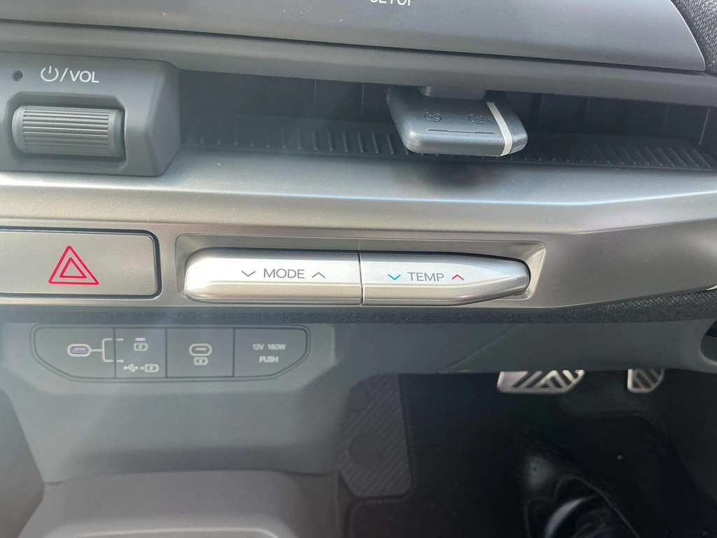 Kia EV3 81.4Kwh Gt-line S Suv 201 Bhp Grey #29