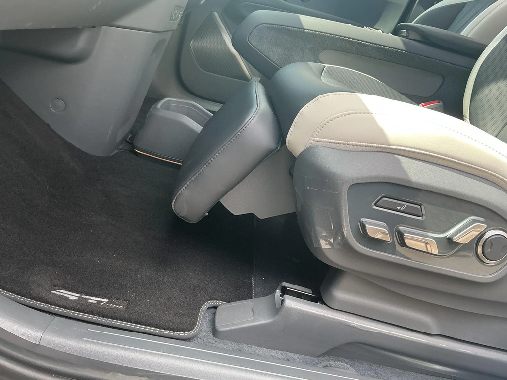 Kia EV9 282Kw Gt-line S 99.8Kwh 7St Red #31
