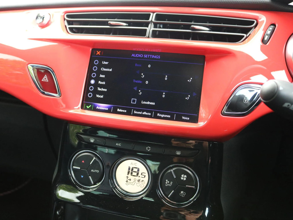 DS DS 3 1.2L Ines De La Fressange Blue #23