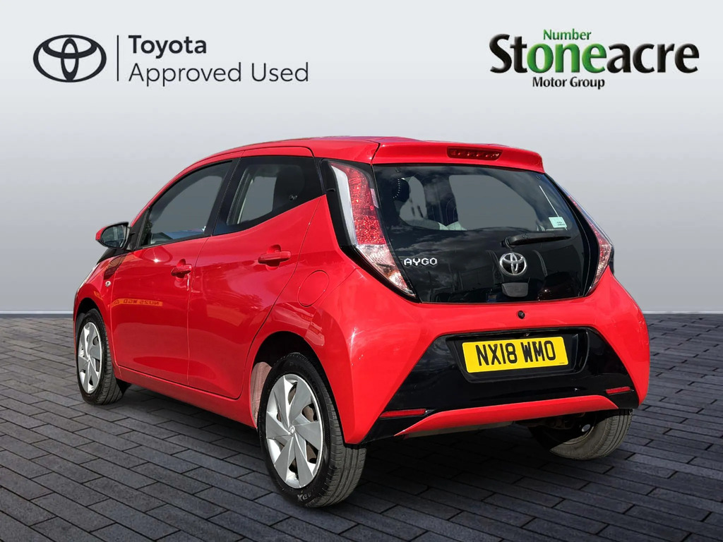 Toyota Aygo 1.0 Vvt-i X-clusiv3 Euro 6 Red #5