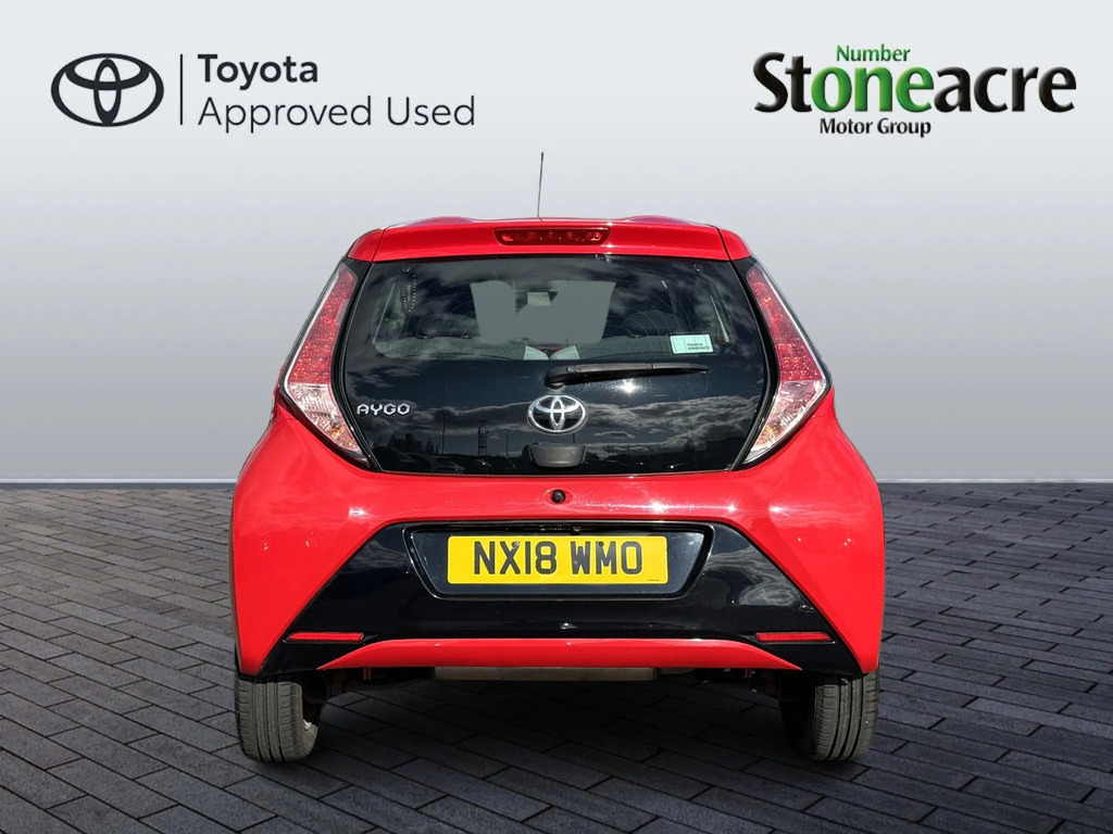 Toyota Aygo 1.0 Vvt-i X-clusiv3 Euro 6 Red #4