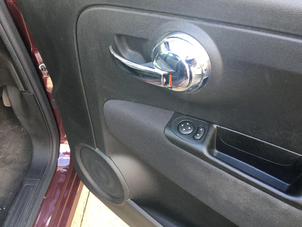 Fiat 500 1.2 Lounge Red #28