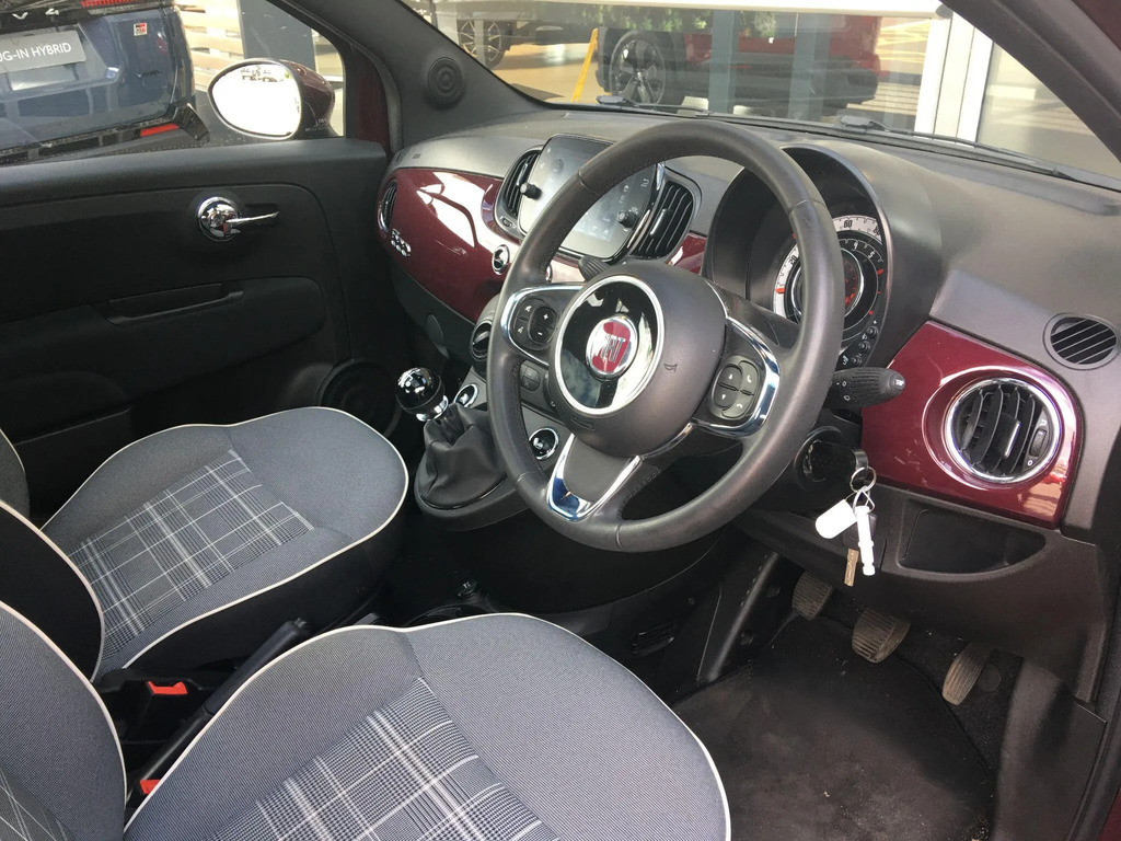 Fiat 500 1.2 Lounge Red #11