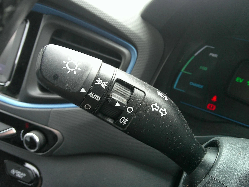 Hyundai Ioniq Hatchback Grey #21