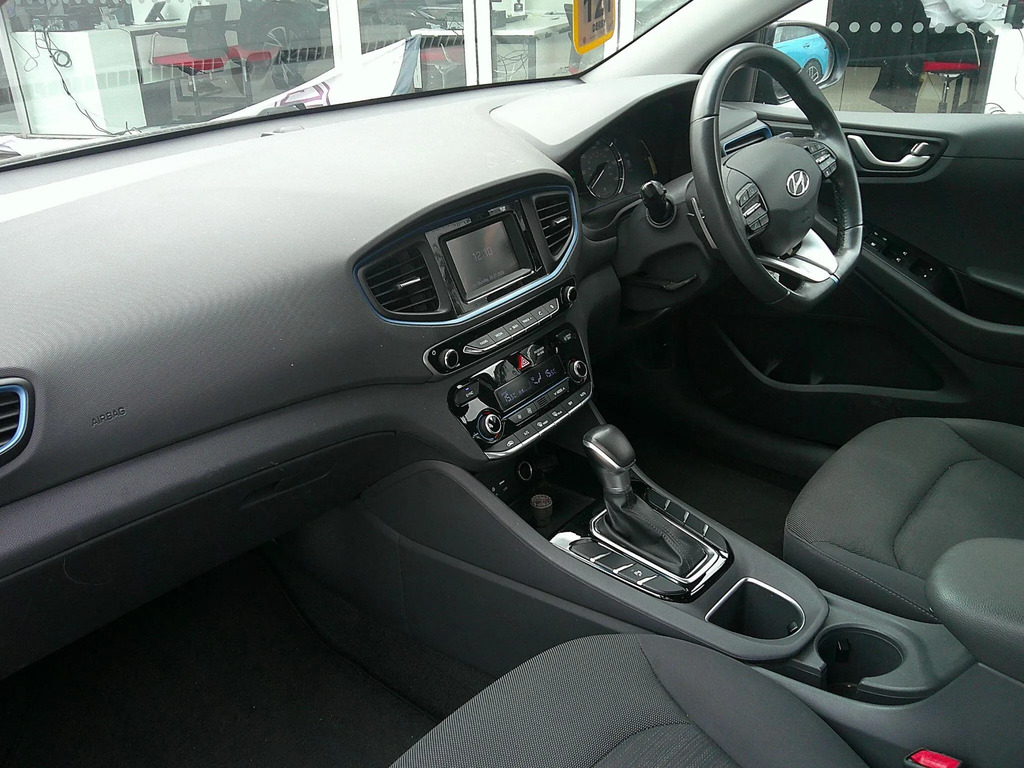 Hyundai Ioniq Hatchback Grey #15
