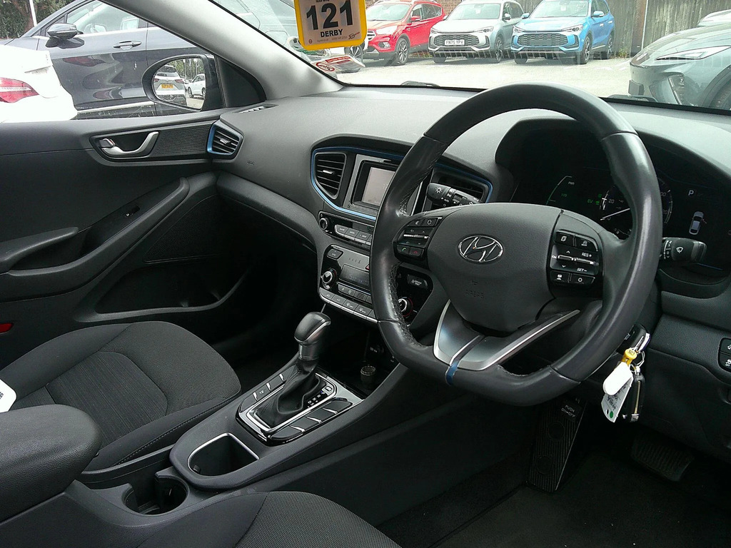 Hyundai Ioniq Hatchback Grey #10