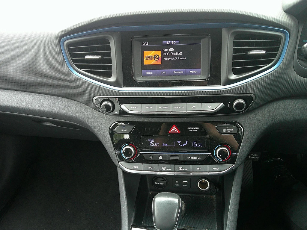 Hyundai Ioniq Hatchback Grey #16