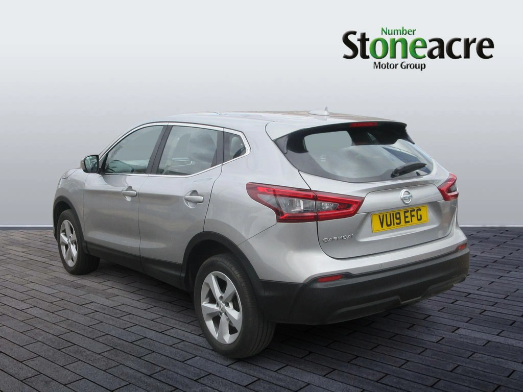 Nissan Qashqai 1.3 Dig-t Acenta Premium VU19EFG #4