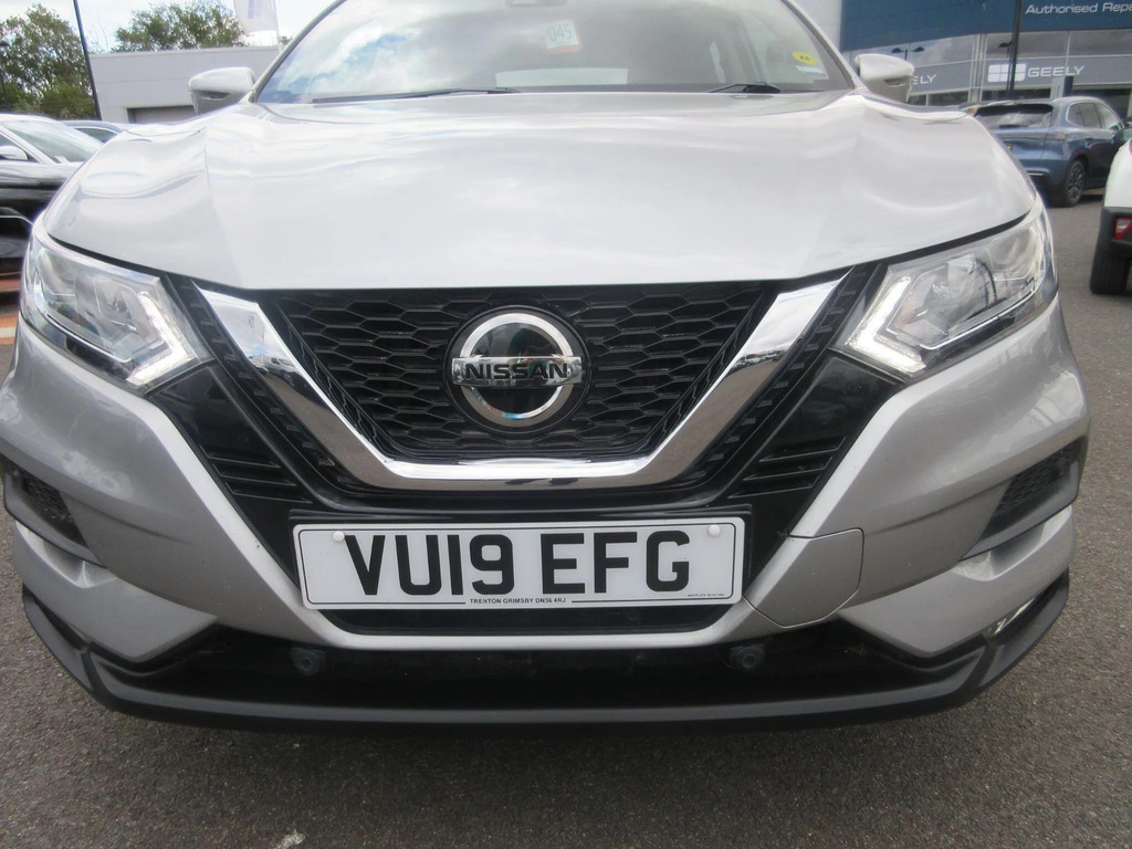 Nissan Qashqai 1.3 Dig-t Acenta Premium  #4