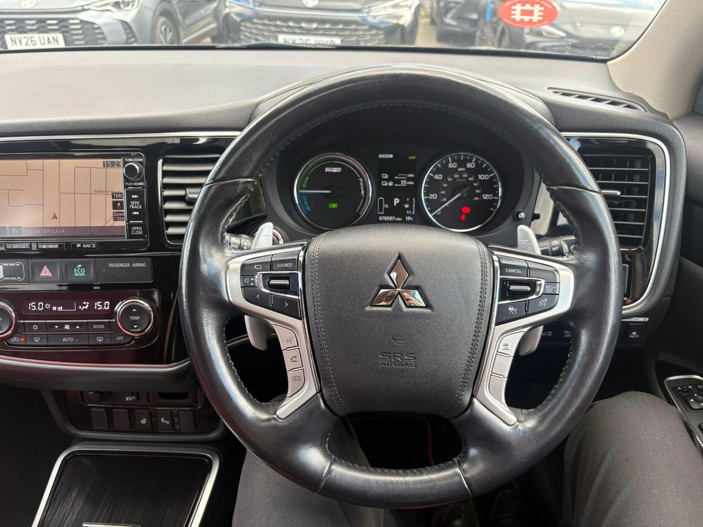 Mitsubishi Outlander 2.2 Di-d 4 4Wd Red #30