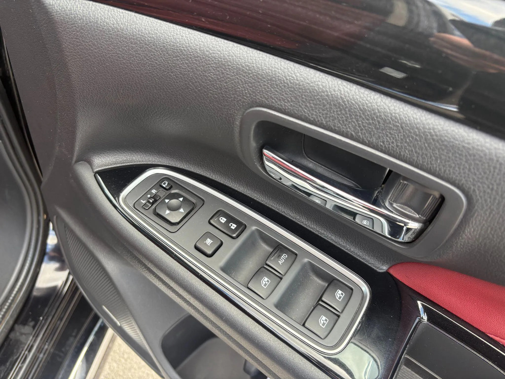 Mitsubishi Outlander 2.2 Di-d 4 4Wd Red #28