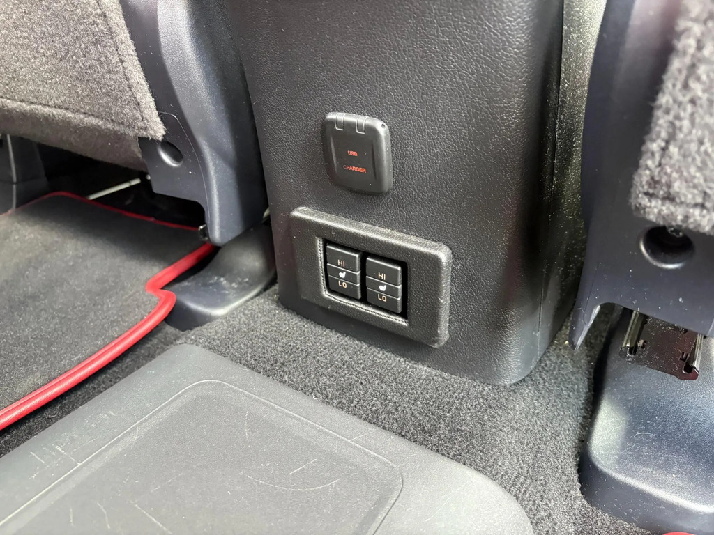 Mitsubishi Outlander 2.2 Di-d 4 4Wd Red #23