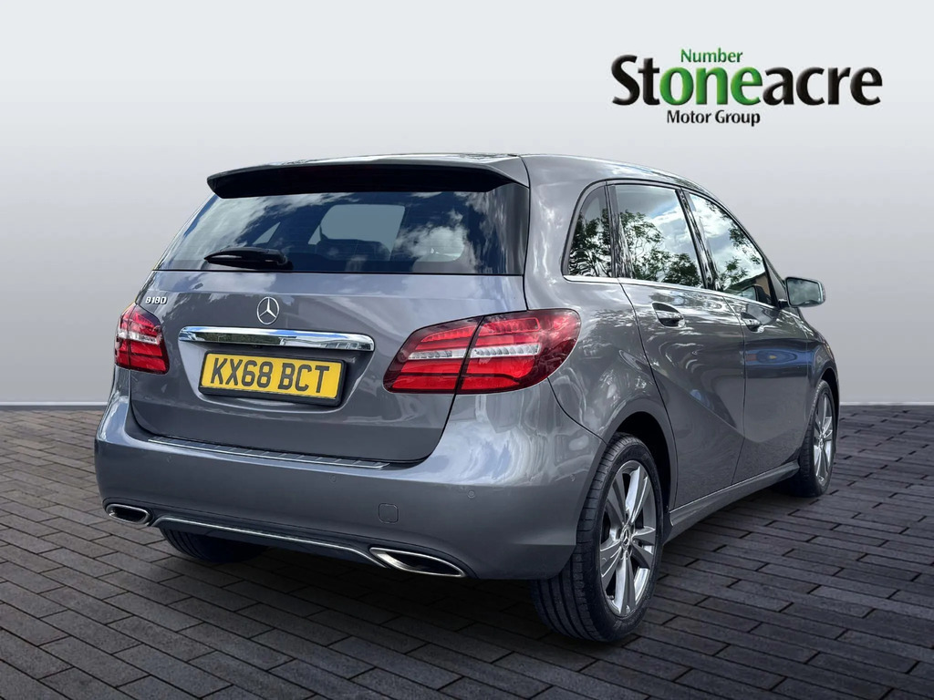 Mercedes-Benz B Class 1.6 B180 Exclusive Edition Plus Euro 6 Ss  #3