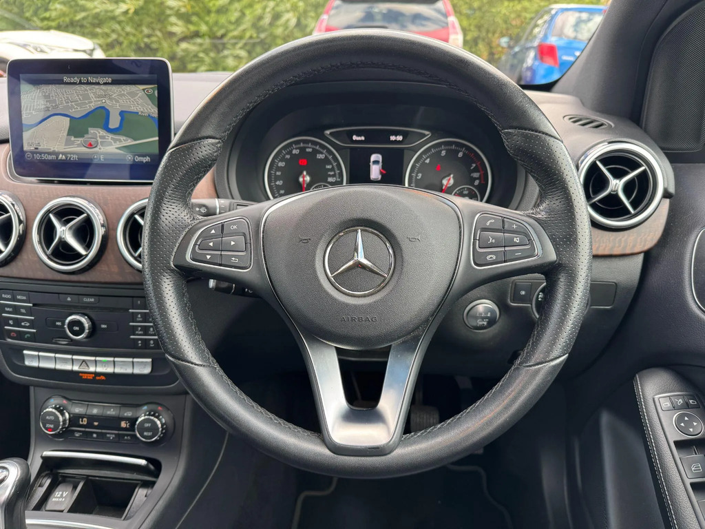 Mercedes-Benz B Class B180 Amg Line Premium Silver #17