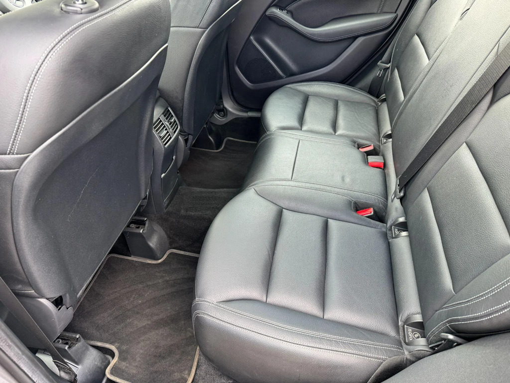 Mercedes-Benz B Class B180 Amg Line Premium Silver #13