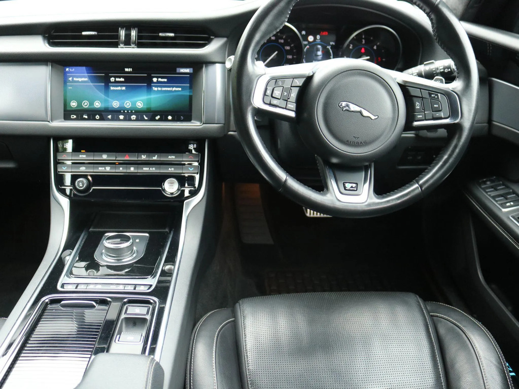Jaguar XF 2.0I Portfolio  #14