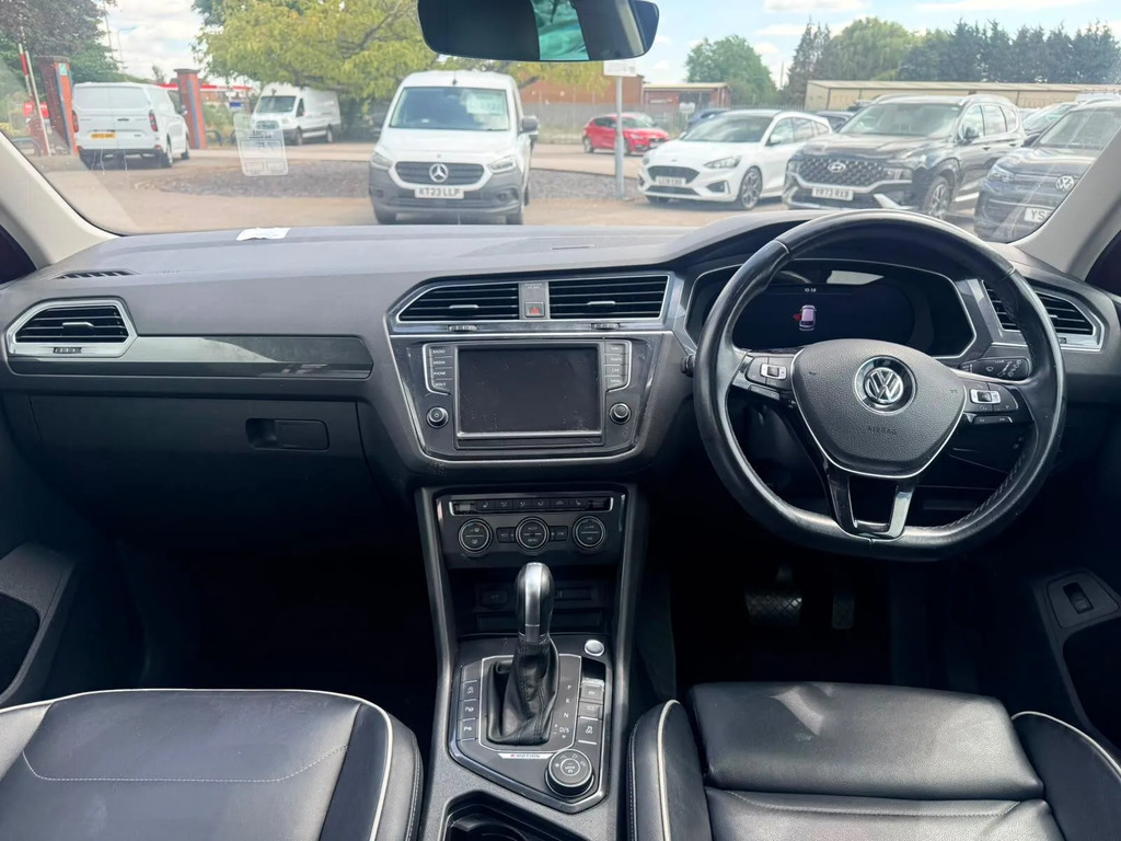 Volkswagen Tiguan Se Navigation Grey #10