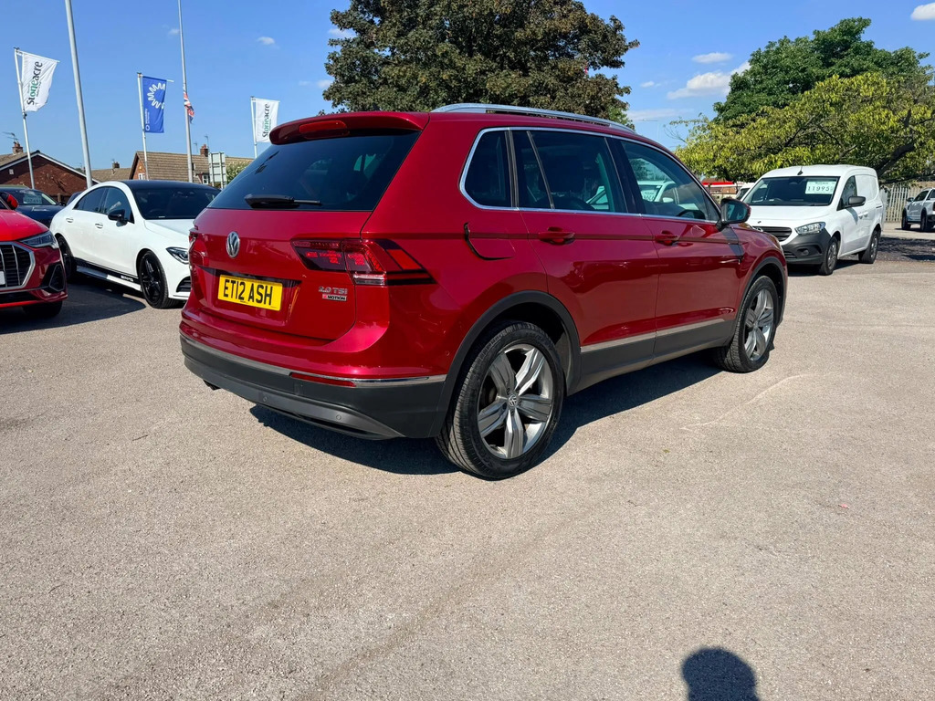 Volkswagen Tiguan Se Navigation Grey #8