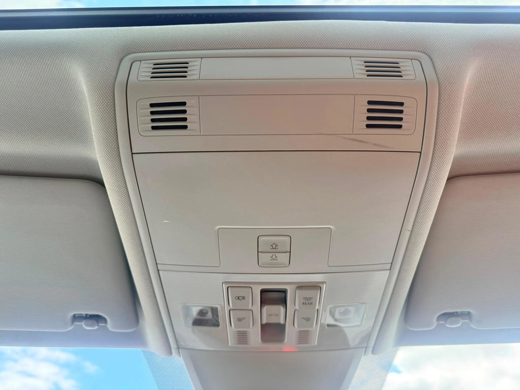 Volkswagen Tiguan Se Navigation Grey #18