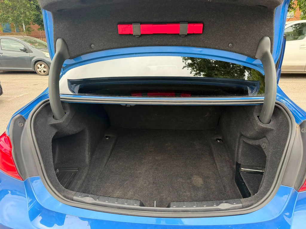 BMW 3 Series 2.0 320D M Sport Blue #10