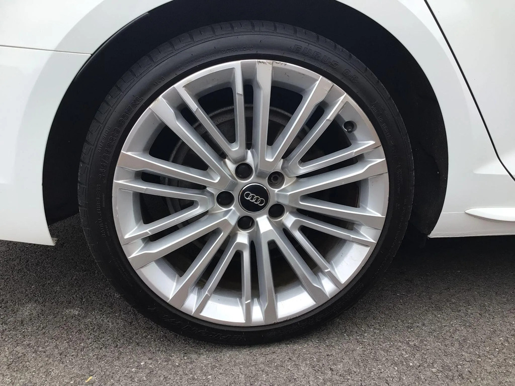 Audi A4 2.0 Tfsi 40 S Line S Tronic Black #8