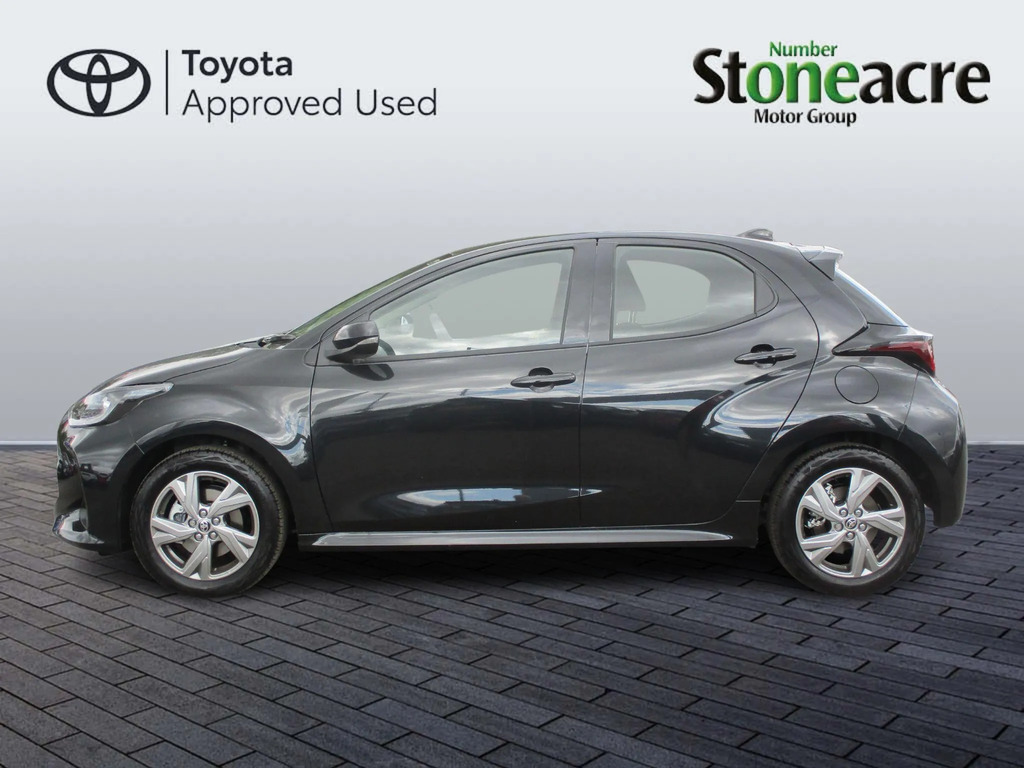 Toyota Yaris 1.5 Hybrid Icon Cvt  #6