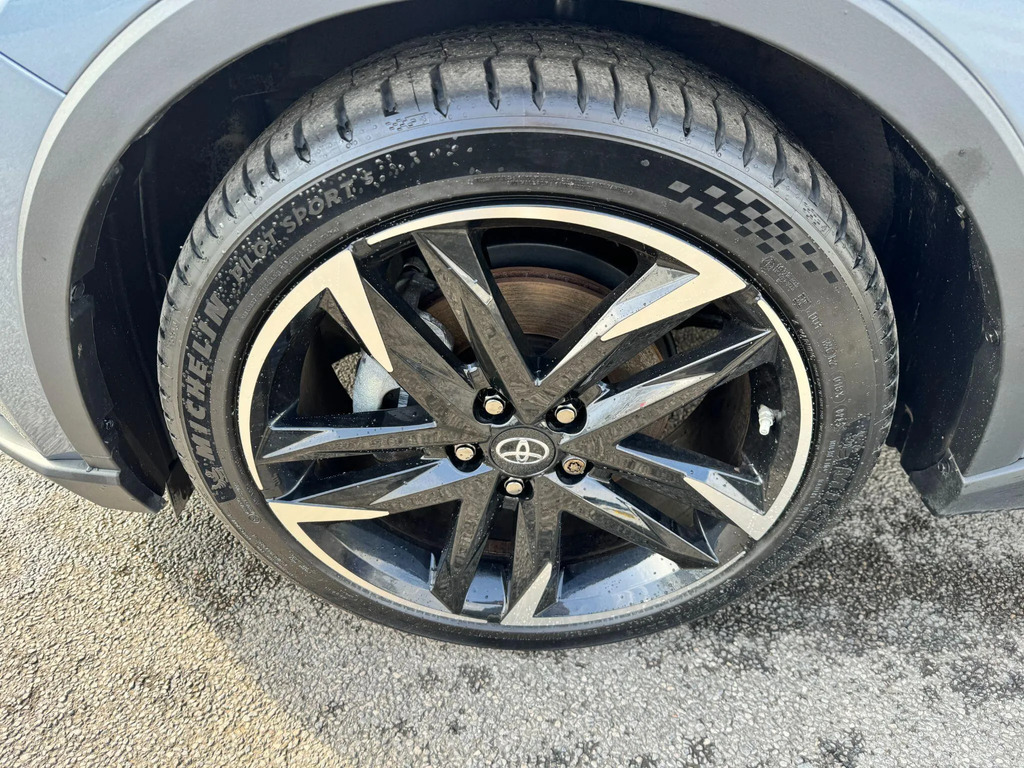 Toyota C-Hr Excel Black #9