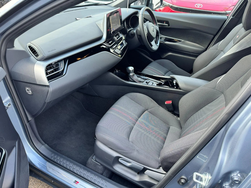 Toyota C-Hr Excel Black #13
