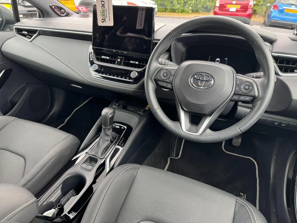 Toyota Corolla 1.8 Gr Sport Hatchback White #16