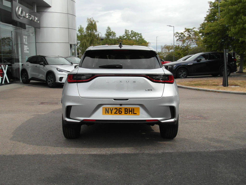 Lexus LBX 1.5 Vvt-ie Premium Plus Design E-cvt Euro 6 Ss  #4