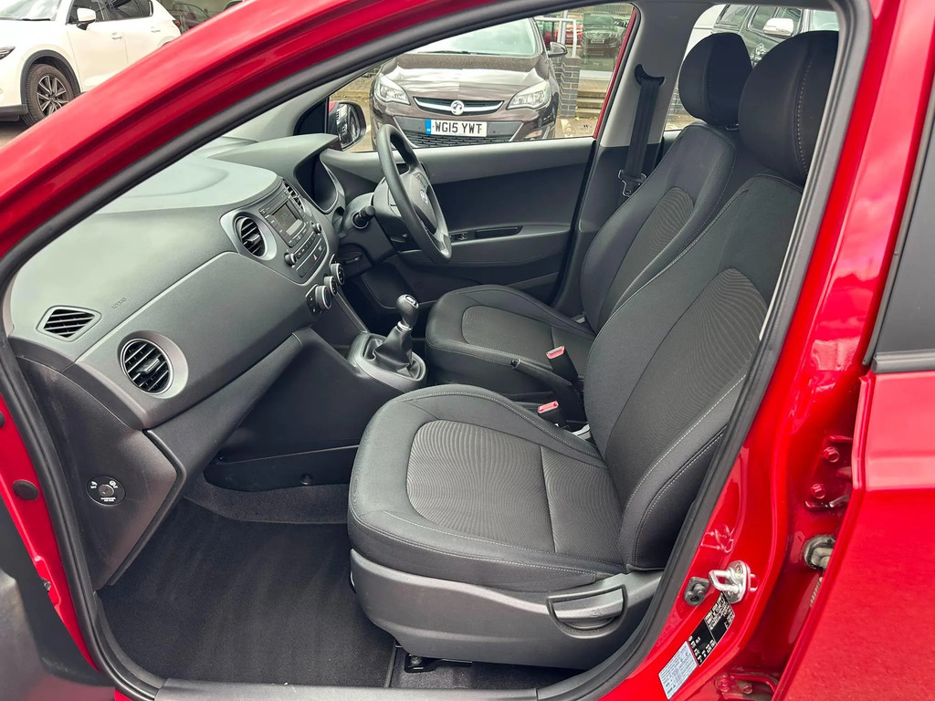 Hyundai I10 1.2 Se White #10