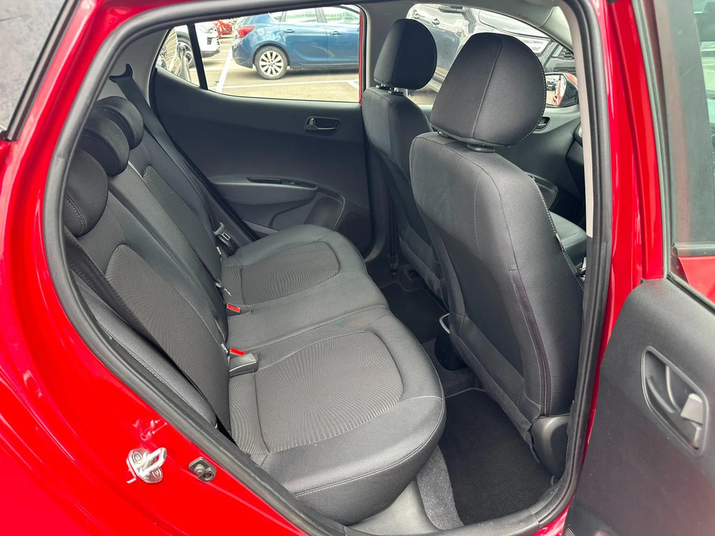 Hyundai I10 1.2 Se White #13