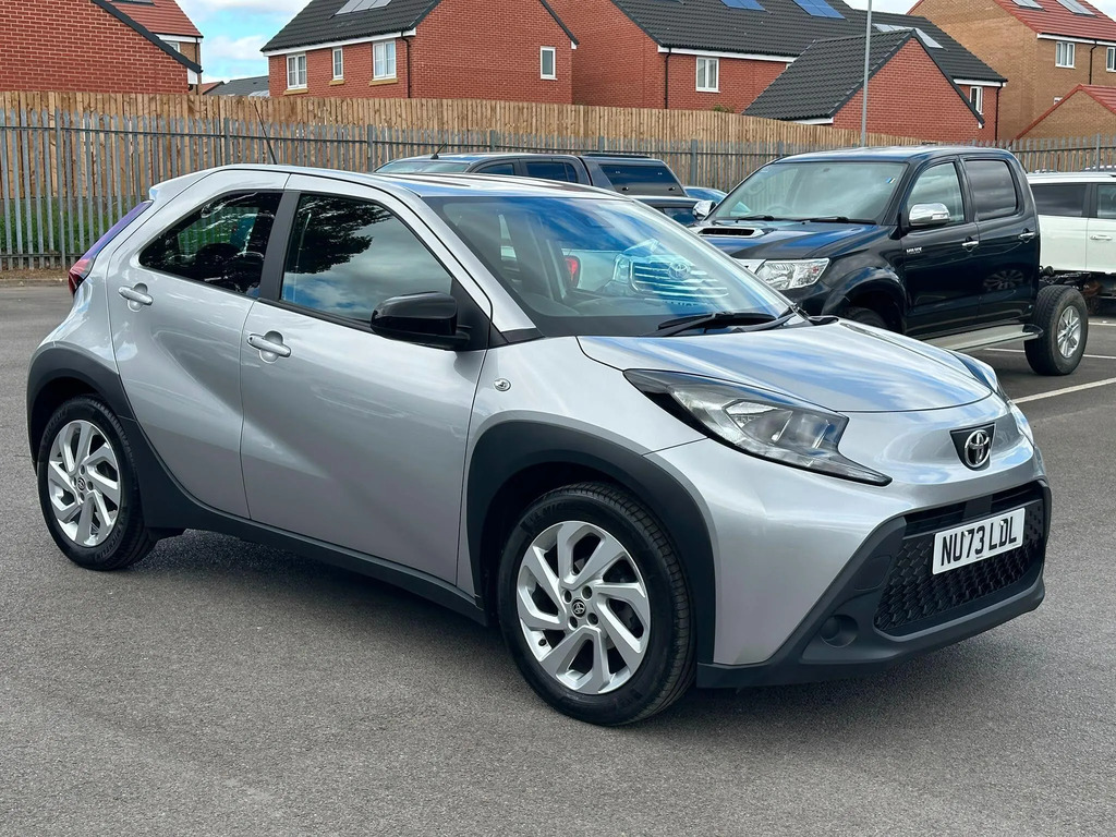 Toyota Aygo X 1.0 Vvt-i Pure 