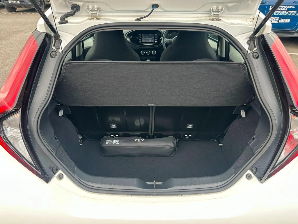 Toyota Aygo X Edge Red #14