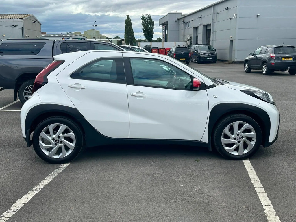 Toyota Aygo X Edge Red #16