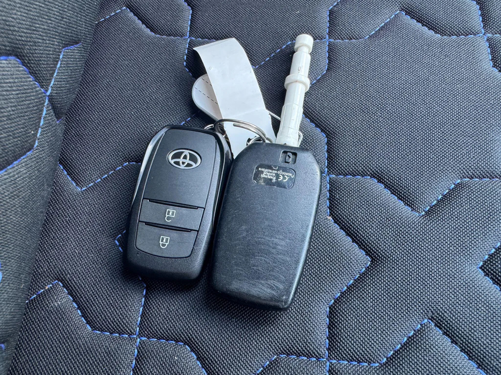 Toyota Aygo X Edge Beige #20
