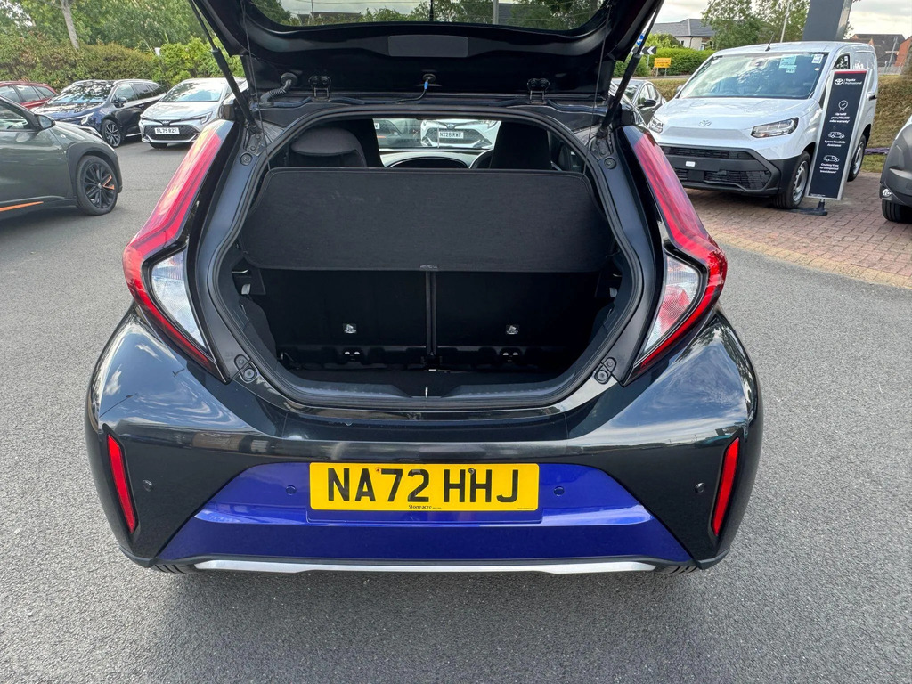 Toyota Aygo X Edge Beige #10