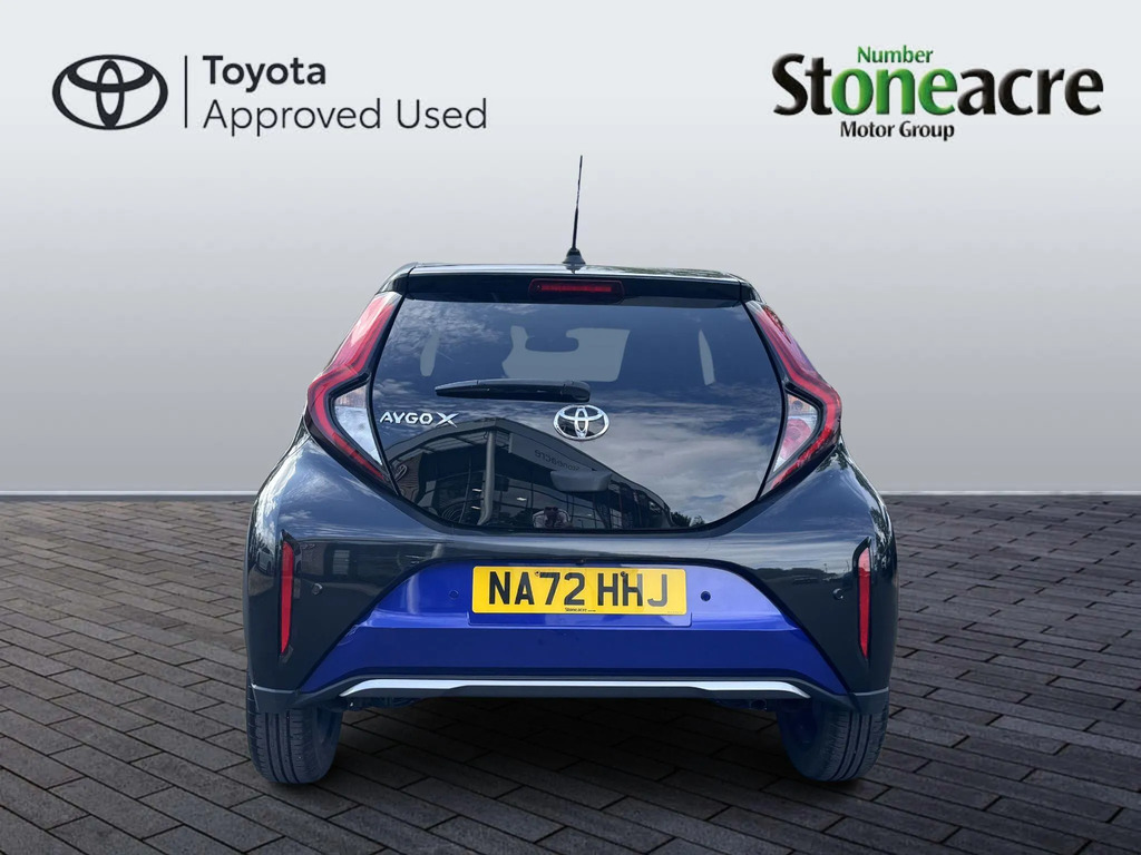 Toyota Aygo X 1.0 Vvt-i Exclusive  #4