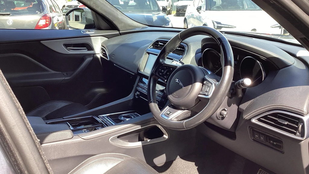 Jaguar F-Pace 2.0D R-sport Awd Grey #4
